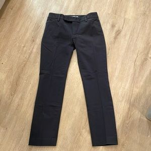 GAP Women’s Slim Cropped Stretch Trousers